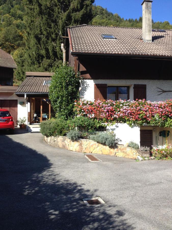 Au Coeur Des Alpes Bed & Breakfast Marignier Luaran gambar
